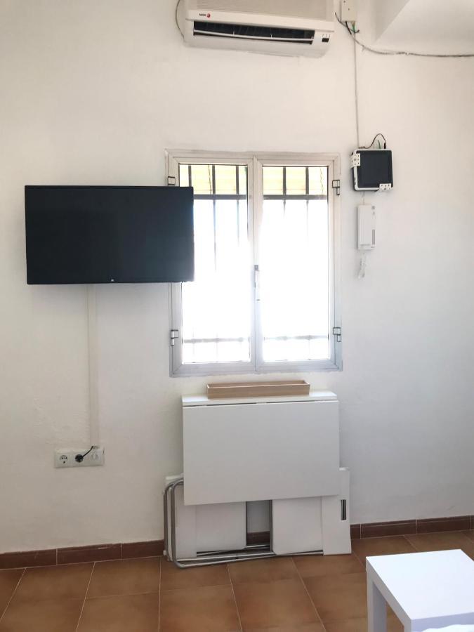 Ac Los Remedios Siviglia Esterno foto